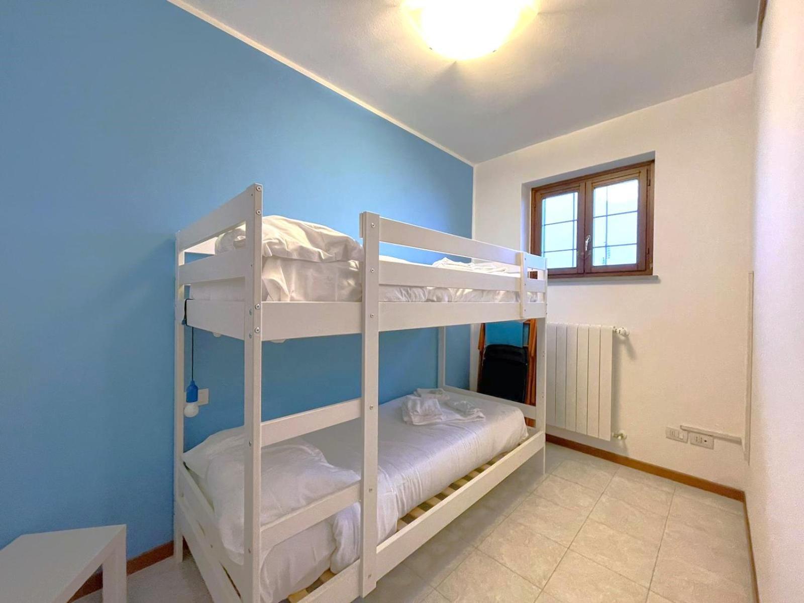 Happy Guest Apartments - Lake View And Pool Riva di Solto Εξωτερικό φωτογραφία
