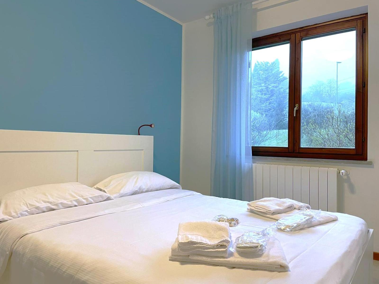 Happy Guest Apartments - Lake View And Pool Riva di Solto Εξωτερικό φωτογραφία